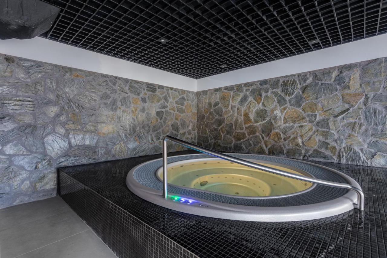 Green Park Resort A25 -Z Dostepem Do Basenu, Sauny, Jacuzzi, Silowni Szklarska Poreba Luaran gambar